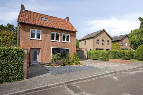 WWW.BOUWENS.DE - 7 Zimmer Einfamilienhaus in Selfkant / Süsterseel