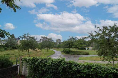 10. Rückseite mit Blick in den Sterndamm Park - 