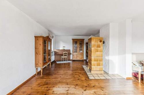 Wohnzimmer mit Kamin - Ansicht 1 - 6 Zimmer Einfamilienhaus zum Kaufen in Barwedel