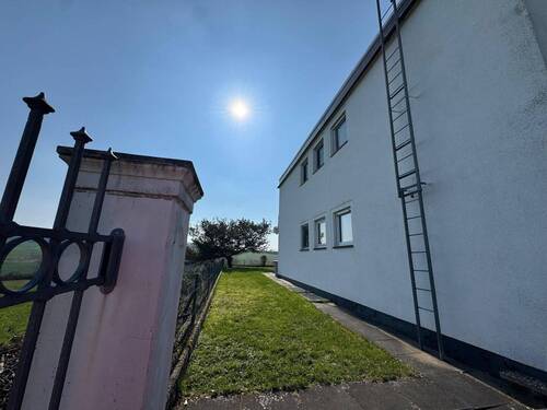 Seitlicher Garten - 