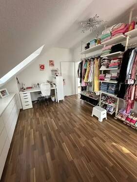 Ankleide 1 oder Kinderzimmer - 