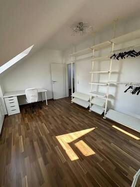 Ankleide 1 - 