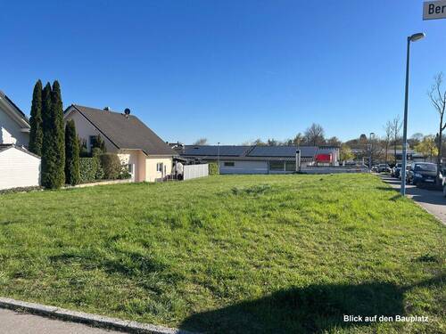 Blick auf den Bauplatz - 6 Zimmer Doppelhaushälfte in Gärtringen