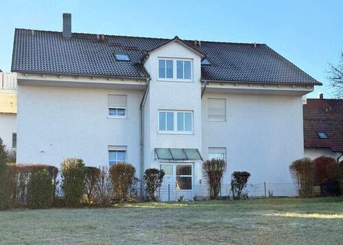 Mehrfamilienhaus - 2 Zimmer Etagenwohnung zum Kaufen in Ergoldsbach