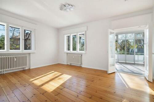 Wohnzimmer - Bezugsfrei: Terrasse, Garten und See - Was will man mehr?