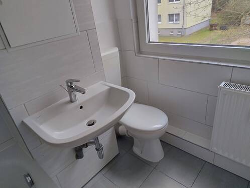 Bad - 4 Zimmer Etagenwohnung in Plattenburg