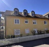 Helle 2 Zi. Wohnung in ruhiger Lage !! Anfang 2027 bezugsfrei !! - Würzburg Versbach