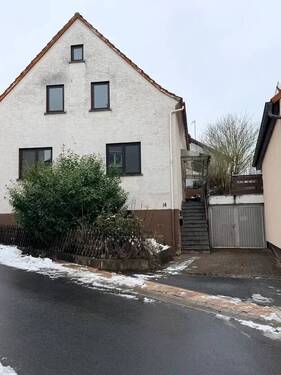 Hausansicht - 5 Zimmer Einfamilienhaus zum Kaufen in Mömbris