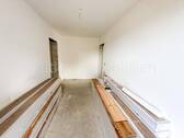 Hauseingang - Etagenwohnung mit 70,00 m² in Neustadt zum Kaufen
