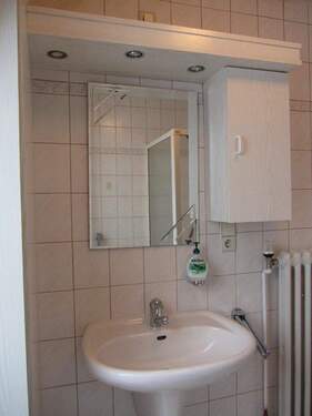 Badezimmer - Etagenwohnung mit 56,00 m² in Syke zur Miete