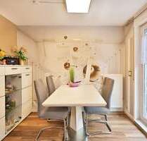 Ihr neuer Lebensmittelpunkt: Reihenmittelhaus mit Terrasse, Balkon und Garage - Aichtal-Neuenhaus