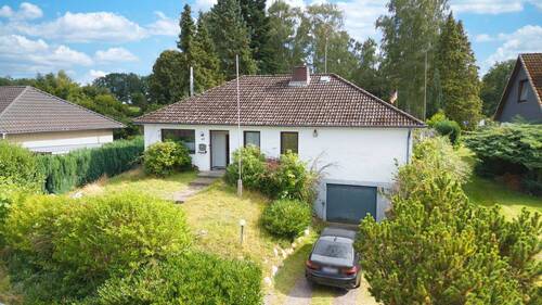 Straßenseite 2 - Einfamilienhaus mit 130,60 m&sup2; in Stelle zum Kaufen