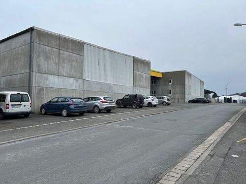 IMG_8920.jpg - Halle in Sonnefeld zum Kaufen