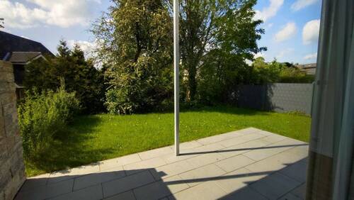 Terrasse + Gartenanteil - 