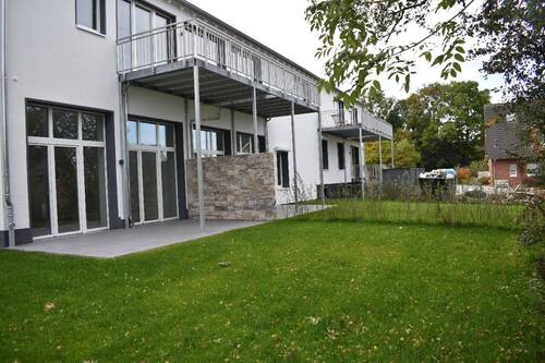 Gartenanteil mit Terrasse - Etagenwohnung mit 141,00 m&sup2; in Sprockhövel zum Kaufen