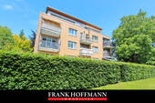 Titelbild - Ruhig wohnen in Hamburg-Bramfeld - 2-Zimmer-Wohnung mit Balkon & Tiefgarage.