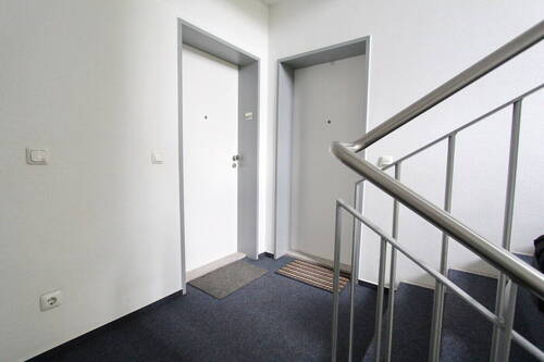 Treppenhaus - Etagenwohnung mit 56,90 m² in Hamburg zum Kaufen