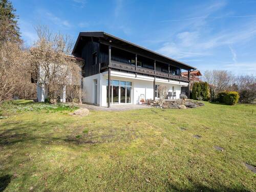 Haus & Garten - LEBEN IM GRÜNEN: Hochwertiges Einfamilienhaus mit Einliegerwohnung & weitläufigem Garten
