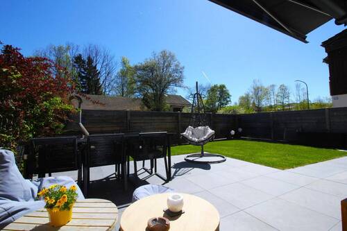 Garten und Terrasse - *Schöne Doppelhaushälfte ist nach WEG geteilt - Bahnhof und Ortszentrum fußläufig erreichbar*