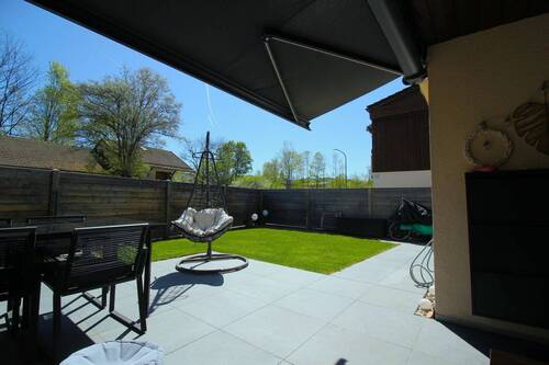 Terrasse mit elektr. Markise - 