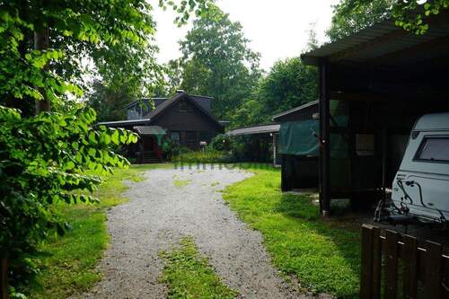 Grundstück - 4 Zimmer Mehrfamilienhaus, Wohnhaus zum Kaufen in Flögeln