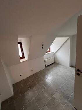 andere Ansicht vom der Küche - 3 Zimmer Etagenwohnung zur Miete in München