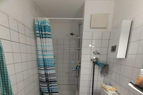 Badezimmer - Einfamilienhaus in Bochum zum Kaufen