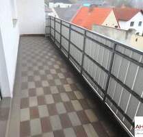 Gemütliche 3,5 Wohnung mit Balkon, Garten und Garage im Eisbergviertel - Amberg