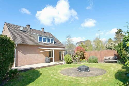 Garten - Ansicht 1 - 7 Zimmer Mehrfamilienhaus, Wohnhaus in Willich