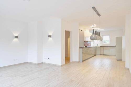 Wohn- und Esszimmer EG - Ansicht 1 - 