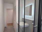 Badezimmer - 2 Zimmer Etagenwohnung in Wiesbaden