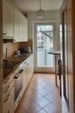 Küche mit kleinem Balkon - 