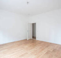 Licht, Luft & Lage: 2-Zimmer-Wohnung mit Balkon in Friedrichshain - ideal für Eigennutzer & Anleger - Berlin
