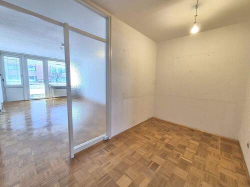 Essbereich und Eingang - 