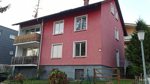 Haus Front - 9 Zimmer Mehrfamilienhaus, Wohnhaus zum Kaufen in Überlingen
