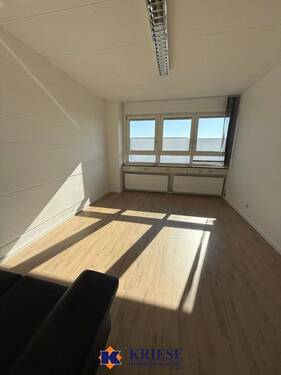 Büro 1 - 