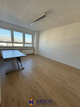 Büro 4 - 