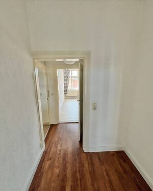 Flur - 1 Zimmer Etagenwohnung in Schwerin