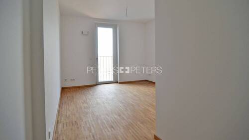 Zimmer 2 - 