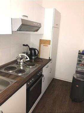 separate Küche mit Vollaustattung - 
