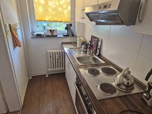 EBK mit sämtlichen Küchenutensilien - 1 Zimmer Etagenwohnung in Hamburg