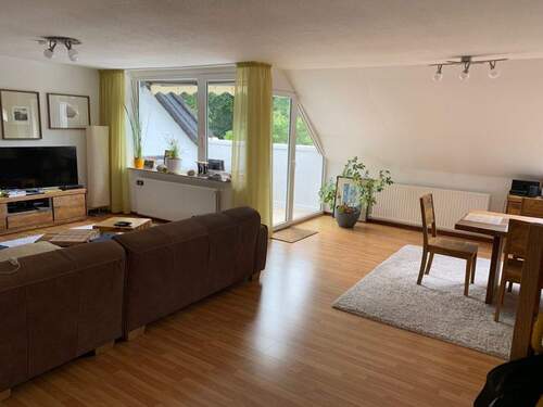 Wohnzimmer - 2 Zimmer Etagenwohnung in Dortmund