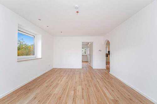 Wohnzimmer - Etagenwohnung mit 66,70 m&sup2; in Geretsried zum Kaufen