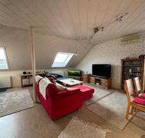 Gemütliche Wohnung mit niedrigen Energiekosten, Balkon, Stellplatz und zusätzlichem Dachspitz-Zimmer in der Nähe von Baden-Baden zu verkaufen! - Rheinmünster Greffern