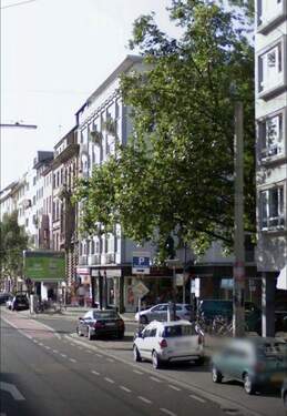 Haus Straßenseite - 5 Zimmer Etagenwohnung in Köln