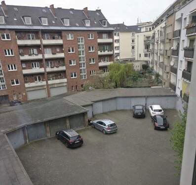 Ausblick in den Hof - 