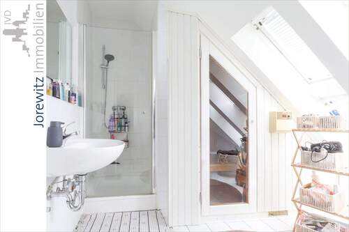 020 - Haus B - Maisonette - Bad mit Sauna - 