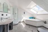 Bad En-Suite OG - 