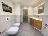Wannenbad mit Bidet - 