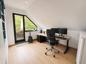 Büro mit Westbalkon - 